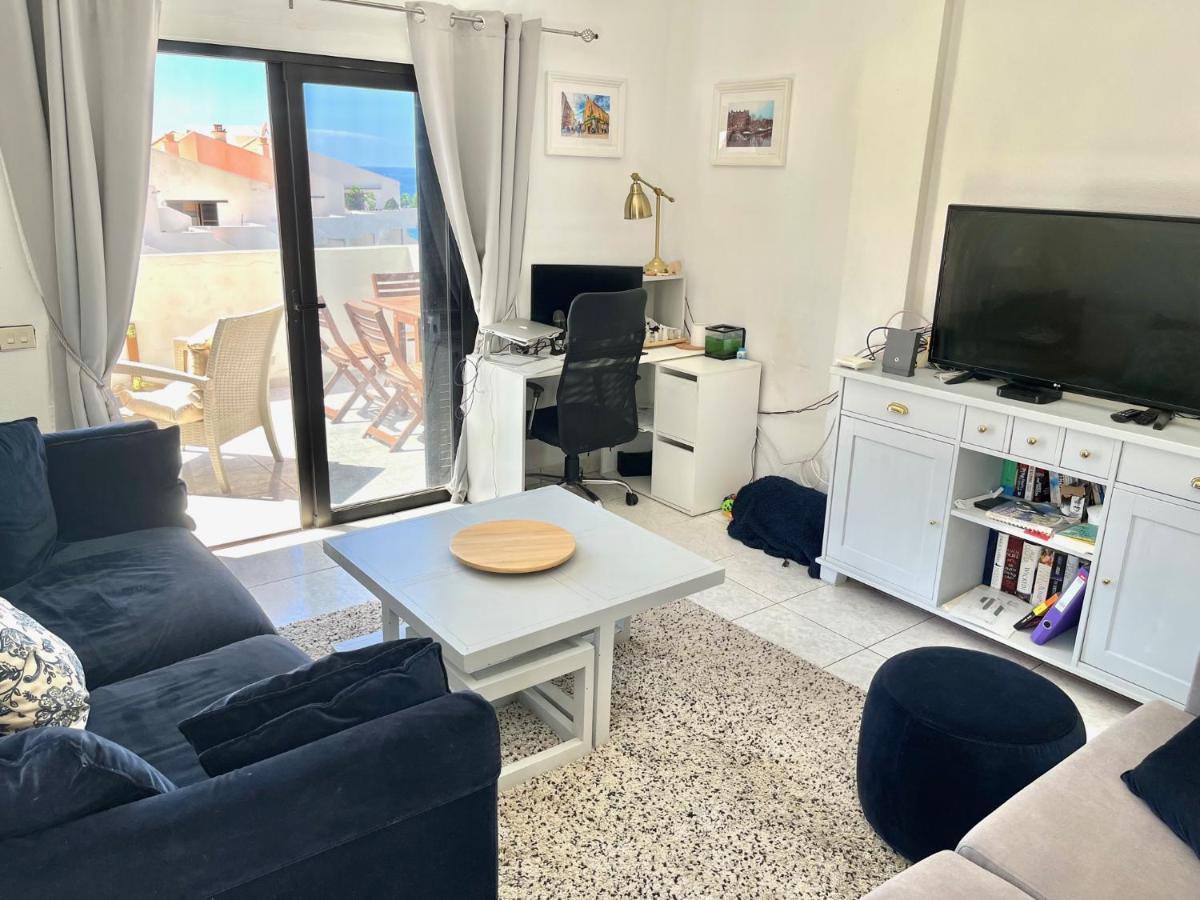 Sea View Penthouse With Large Terrace Apartman Los Cristianos  Kültér fotó