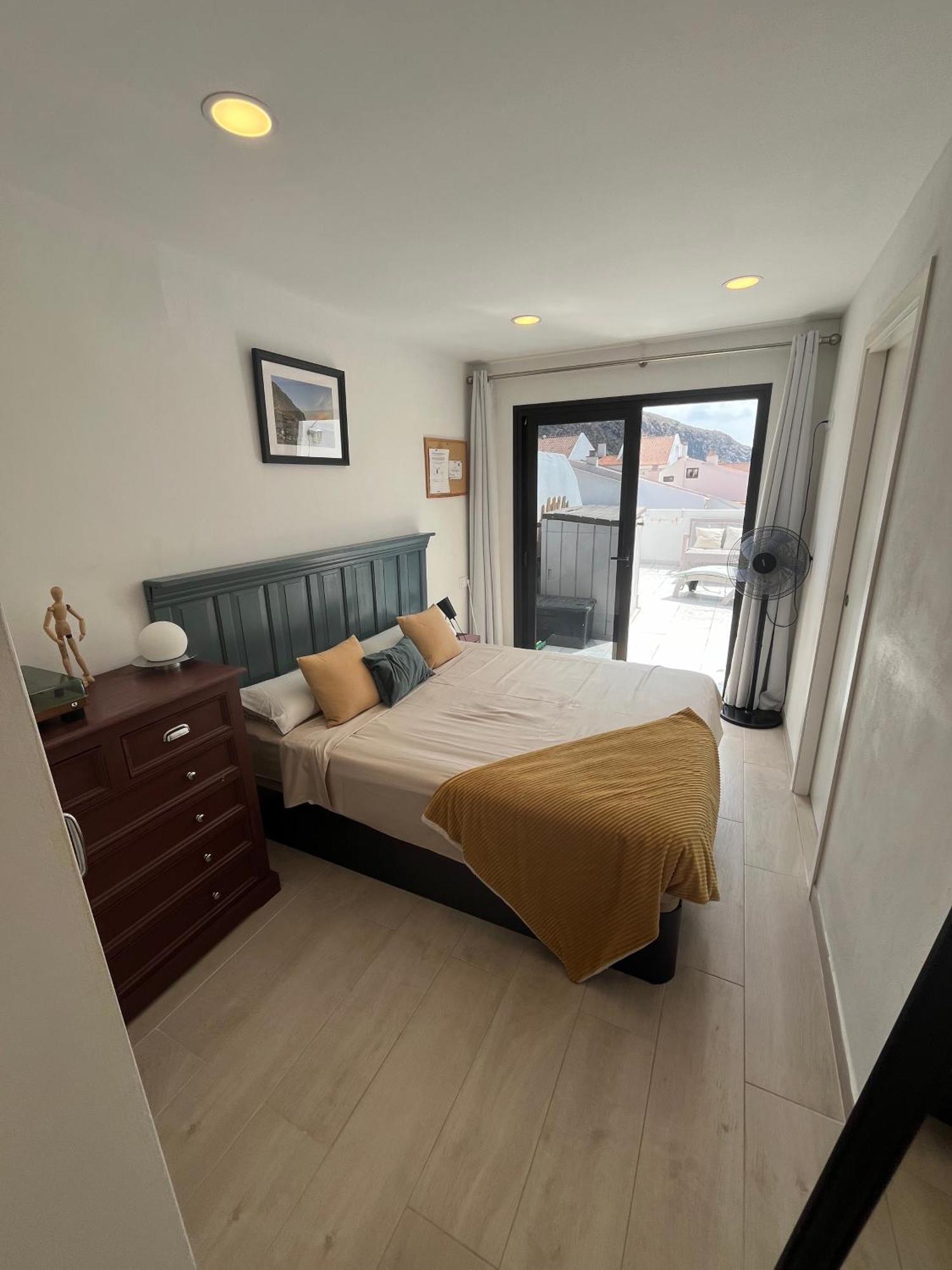 Sea View Penthouse With Large Terrace Apartman Los Cristianos  Kültér fotó