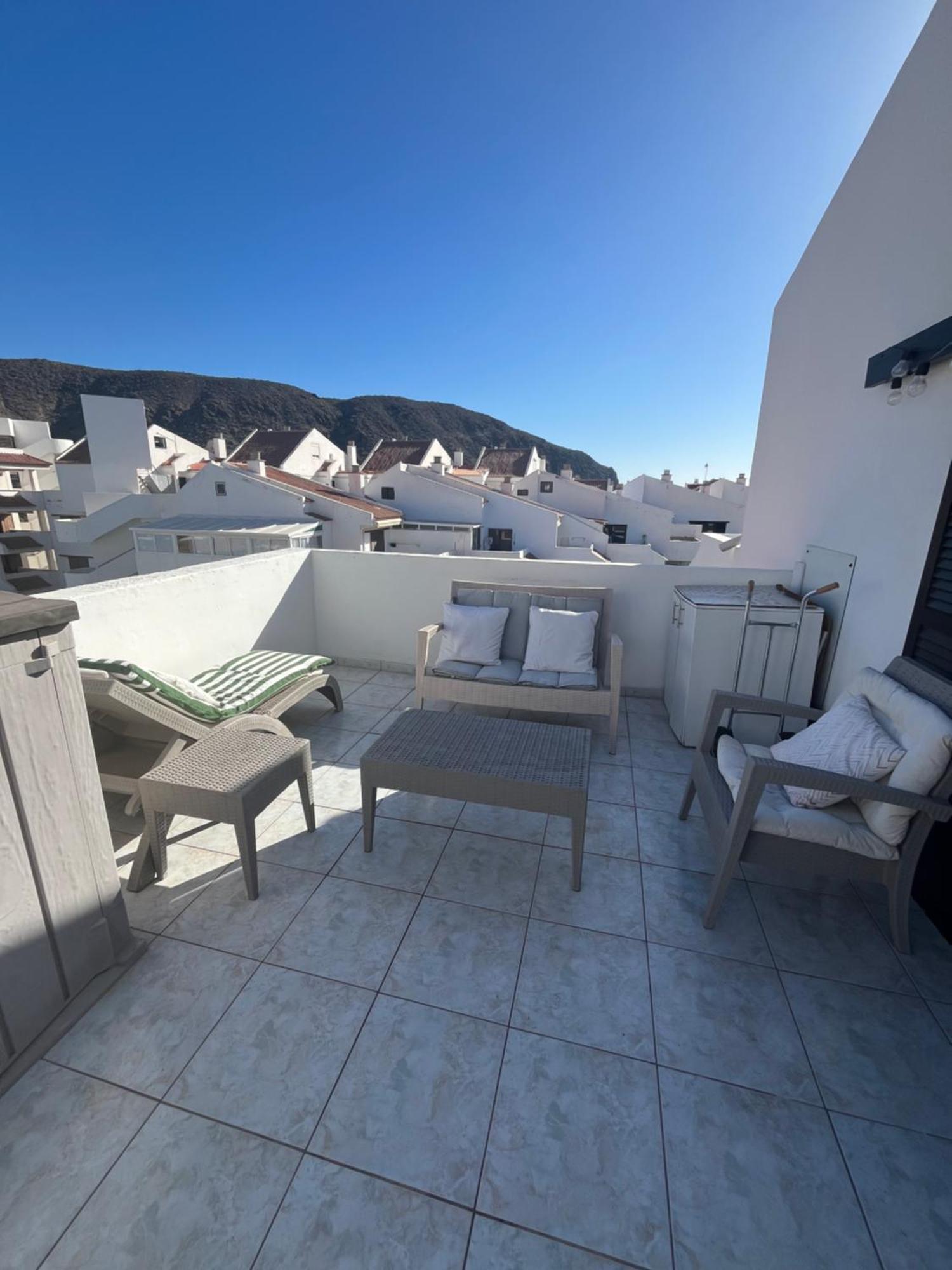 Sea View Penthouse With Large Terrace Apartman Los Cristianos  Kültér fotó