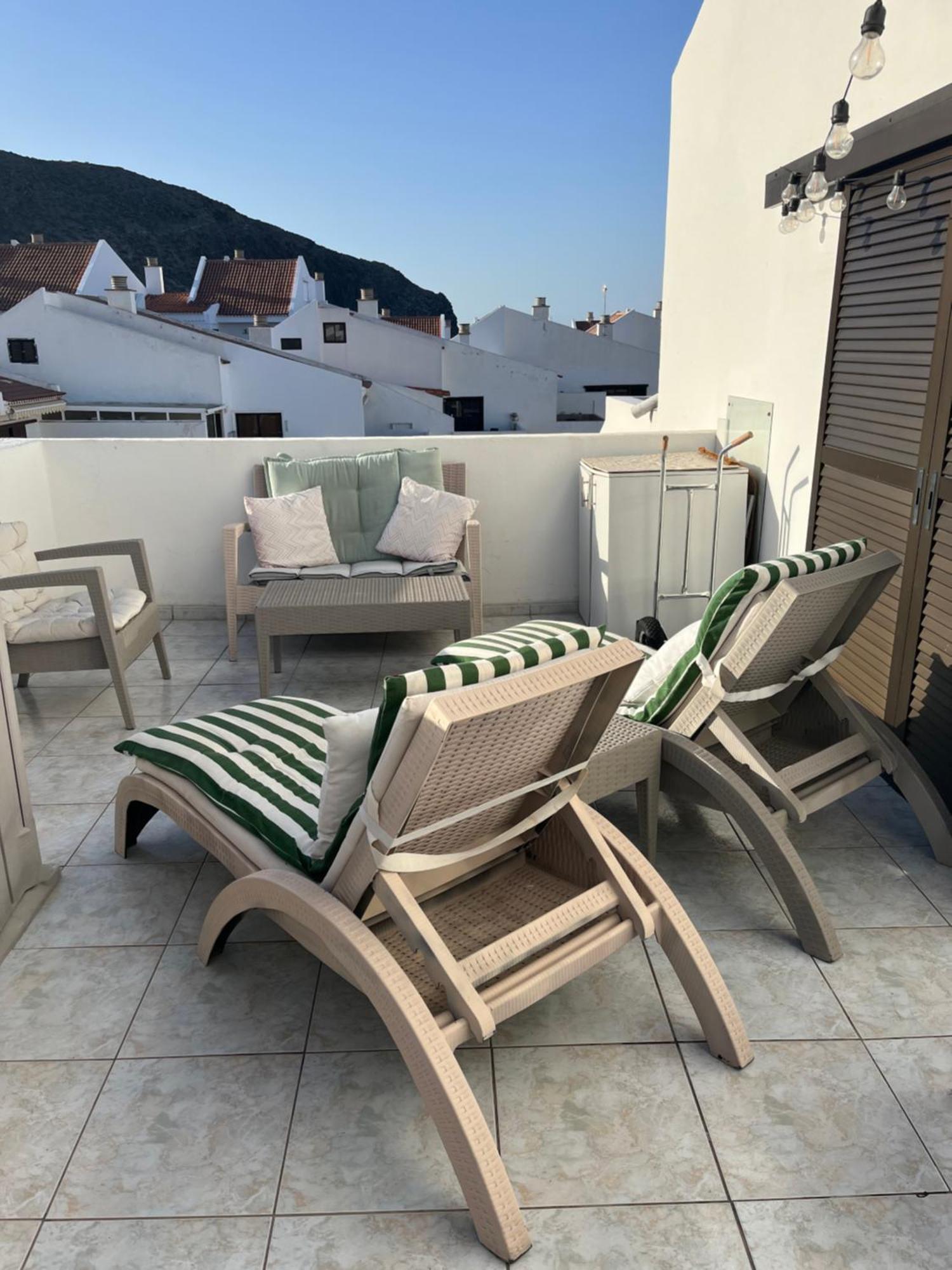 Sea View Penthouse With Large Terrace Apartman Los Cristianos  Kültér fotó